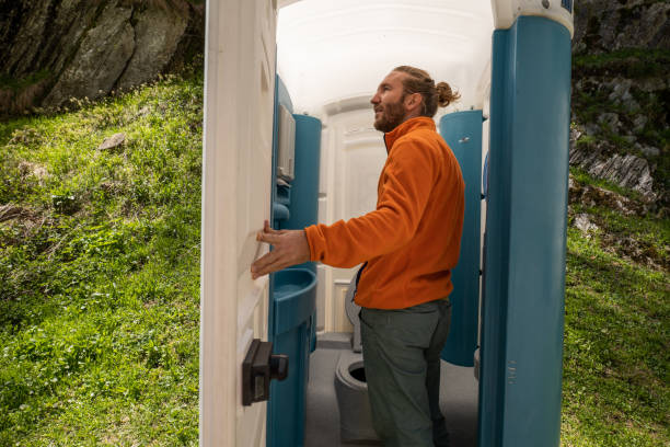 Portable Toilet Options We Offer in Crystal Falls, MI